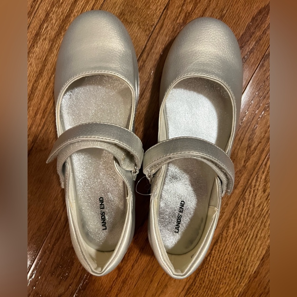 Almost New Lands End Mary Jane Shoes